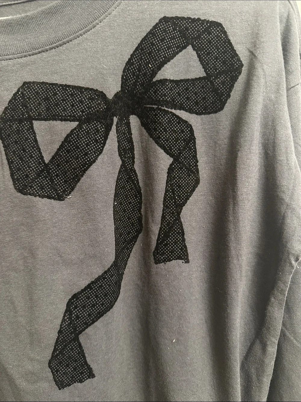 GAP Charcoal Long-Sleeve Tee with Black Bow